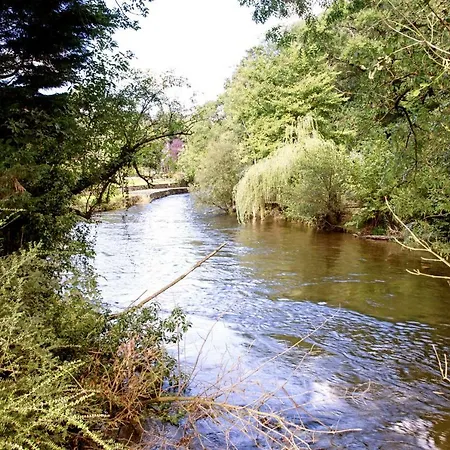 Holiday home Nan's Spark Bridge